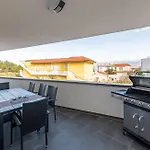 Apartment Luxuriöses Penthouse Welle Mit Whirlpool, Grill Und Meerblick
