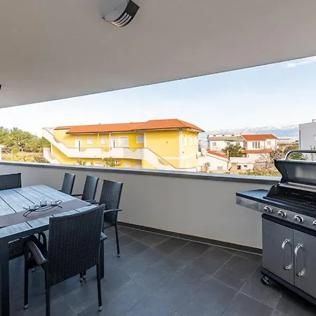 アパート Luxurioeses Penthouse Welle Mit Whirlpool, Grill Und Meerblick