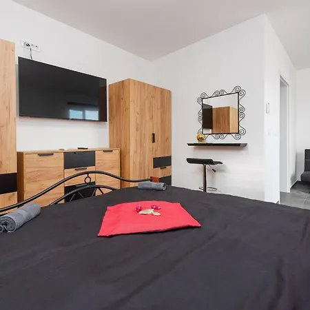 アパート Luxurioeses Penthouse Welle Mit Whirlpool, Grill Und Meerblick ヴィル