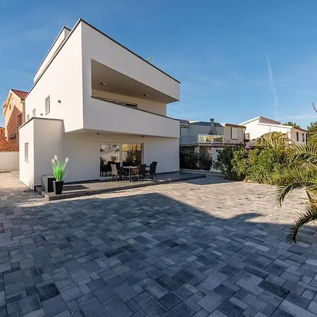 Luxurioeses Penthouse Welle Mit Whirlpool, Grill Und Meerblick Appartement