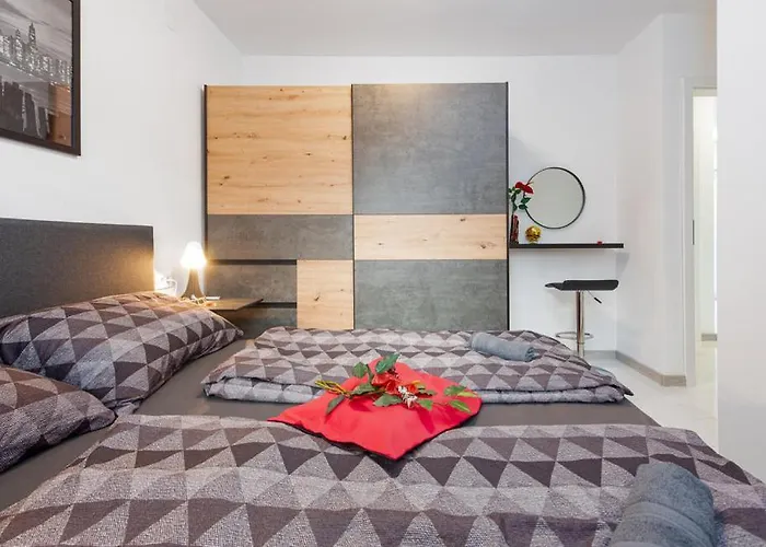 Appartement Luxurioeses Penthouse Welle Mit Whirlpool, Grill Und Meerblick *