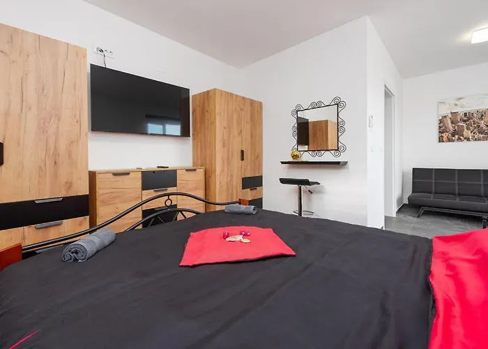 Appartement Luxurioeses Penthouse Welle Mit Whirlpool, Grill Und Meerblick Vir
