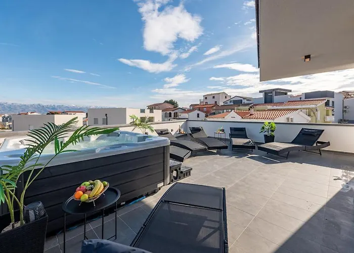 Appartement Luxurioeses Penthouse Welle Mit Whirlpool, Grill Und Meerblick